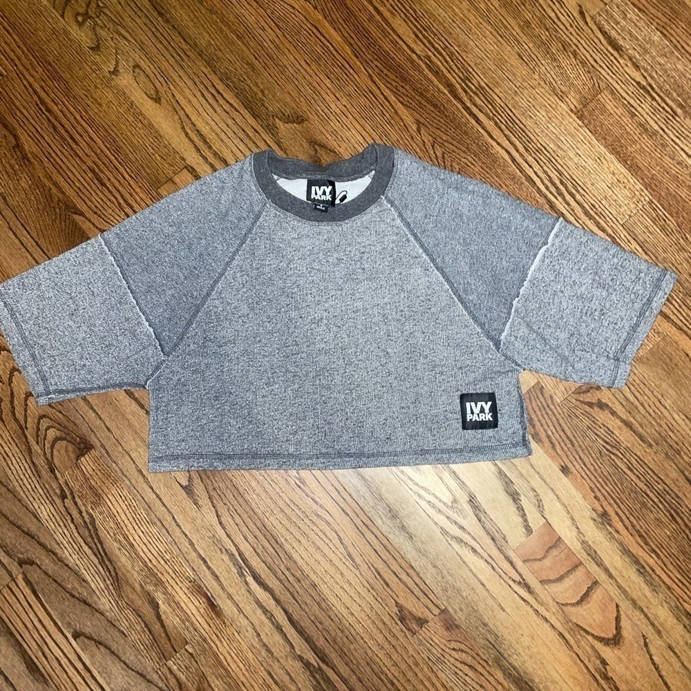 Ivy Park Crop Sweater Size Small